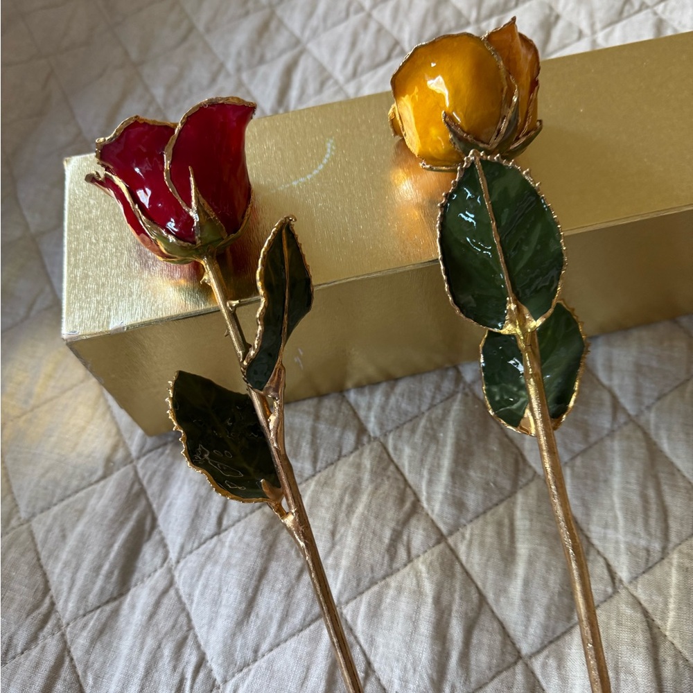 Real Rose dipped in 24K Gold